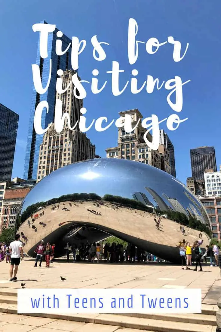 From world-class museums and attractions to amazing shopping and restaurants, how to enjoy the best things to do in Chicago with teens and tweens. #chicago #familytravel #teentravel #travelwithteens #choosechicago #travelwithtweens #traveltips #usatravel 