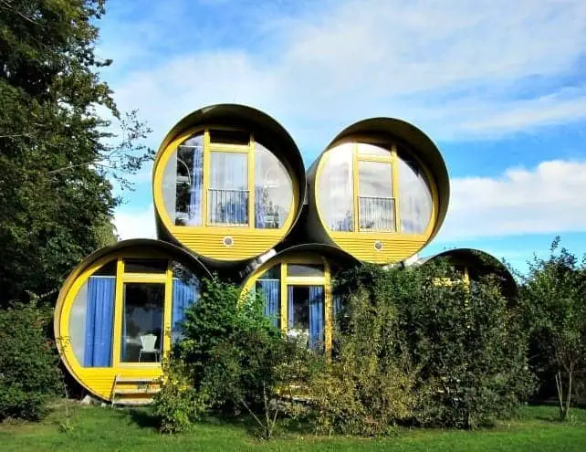 There are many kinds of unusual accommodation to choose from if you're looking to sleep outside the usual hotel box. We loved the Swiss Tube Hotel in Thun. (via thetravellingmom.ca)