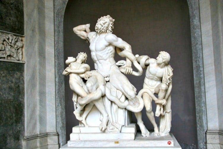 statue of laocoon and his sons vatican museum rome tally