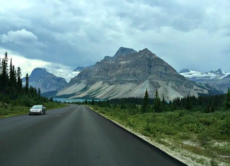 Icefields Parkway with cars