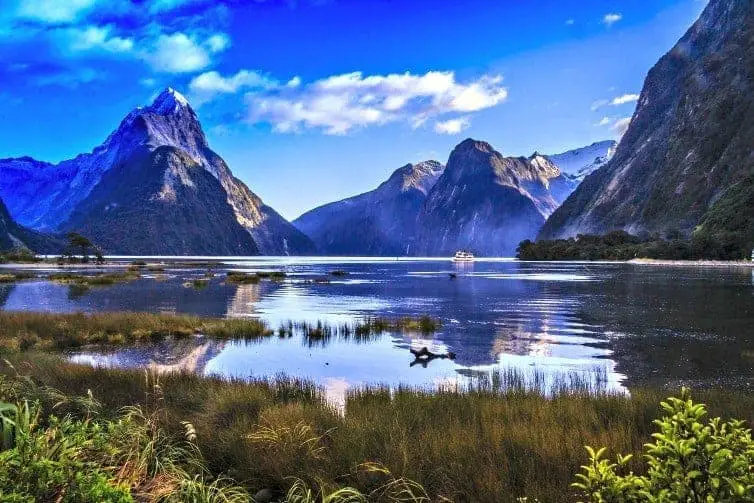 landscape of new zealand mountains and lake