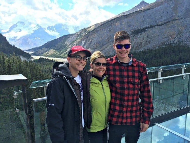 family enjoy views on Icefields Skywalk 