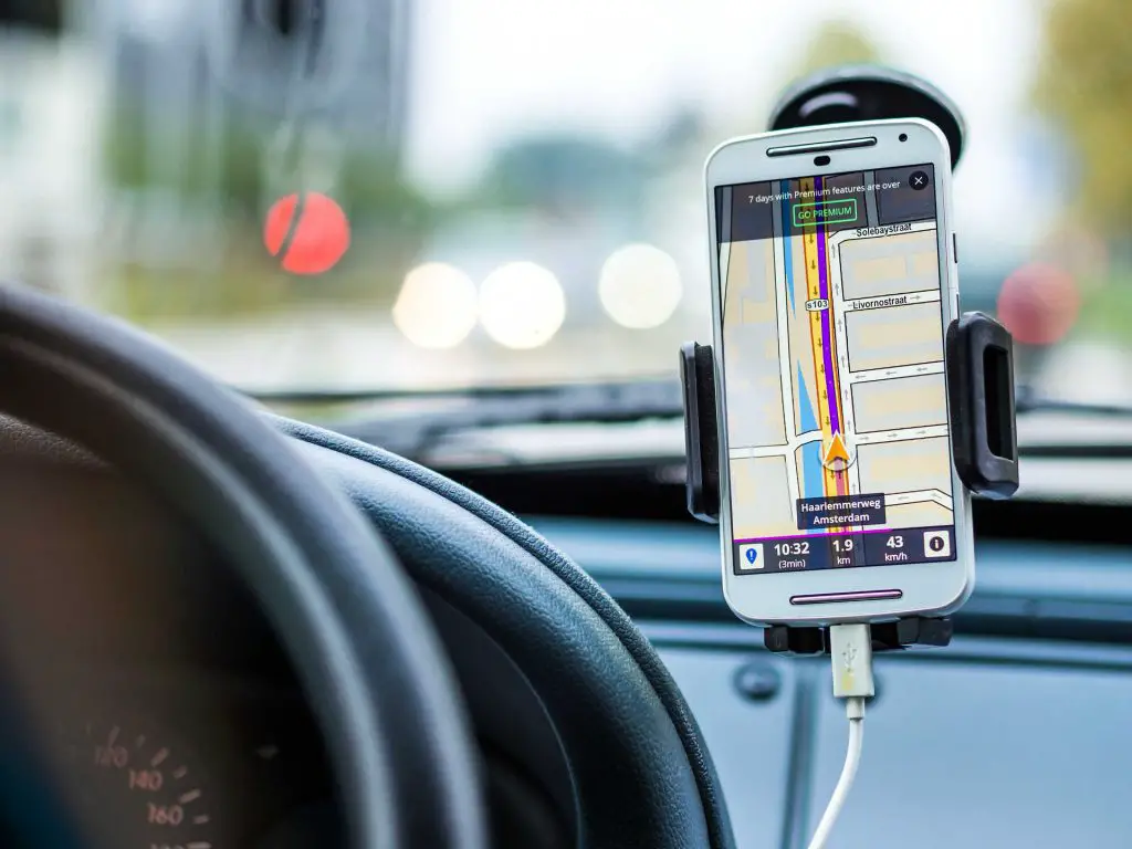 phone with gps in car travel hacks