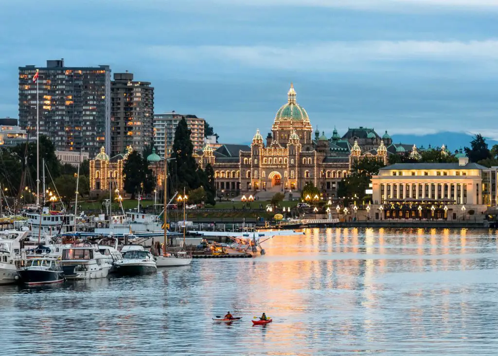 downtown victoria bc harbour at dusk