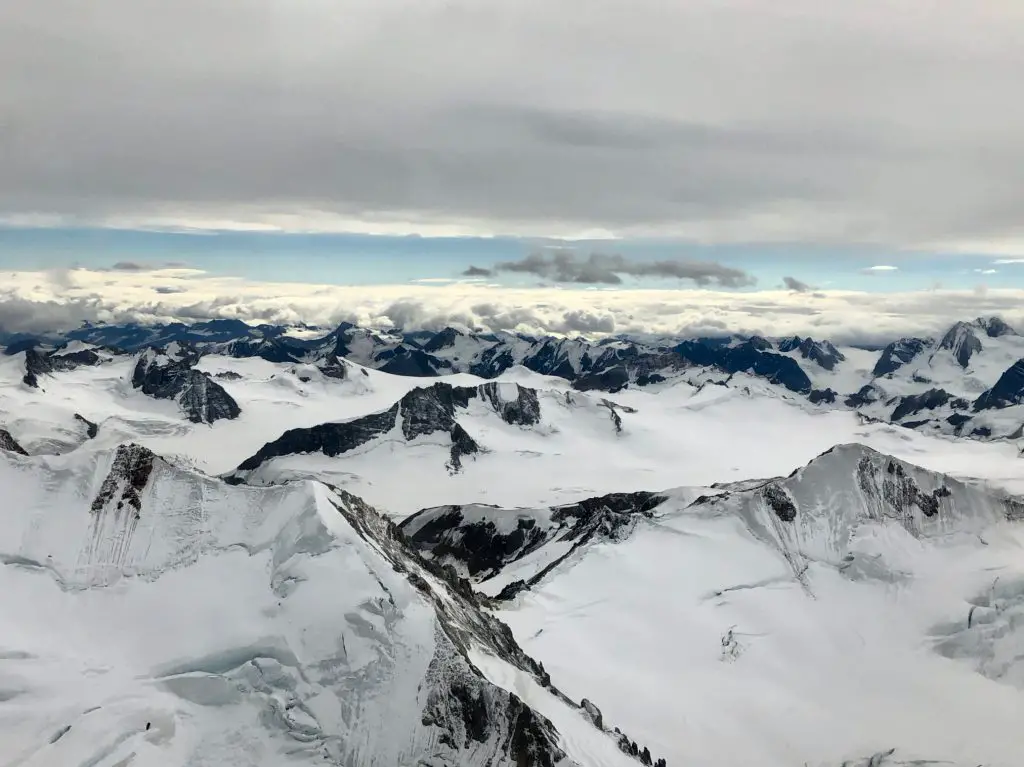 kluane icefield from the air in the yukon