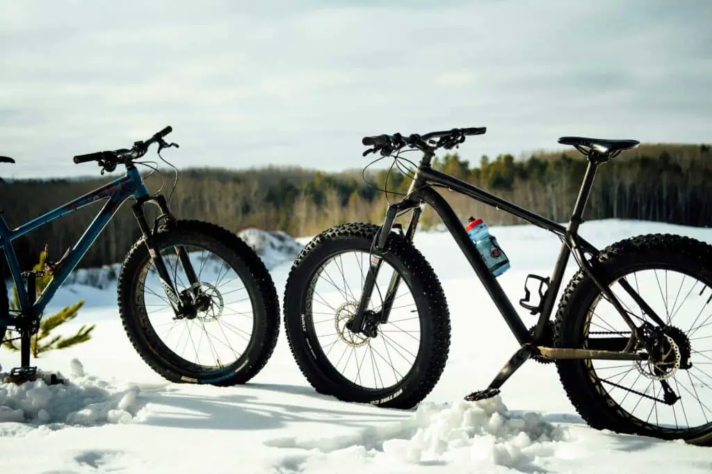 bike fat bikes on snow