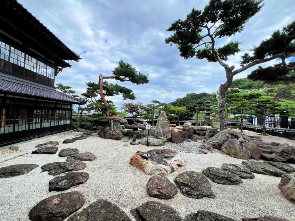 herring villa courtyard otaru