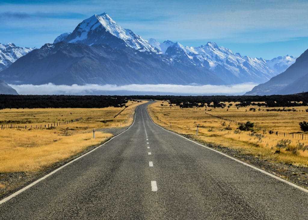road leading up to anorak mount cook new zealand