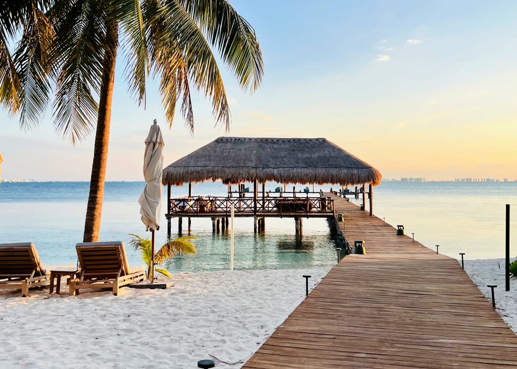 Don’t let diarrhea while travelling be a part of your vacation story. DUKORAL® is the only drinkable vaccine that helps protect travellers against diarrhea caused by LT-producing ETEC. Speak with a healthcare professional to see if DUKORAL® is right for you at least 2 weeks before travelling.