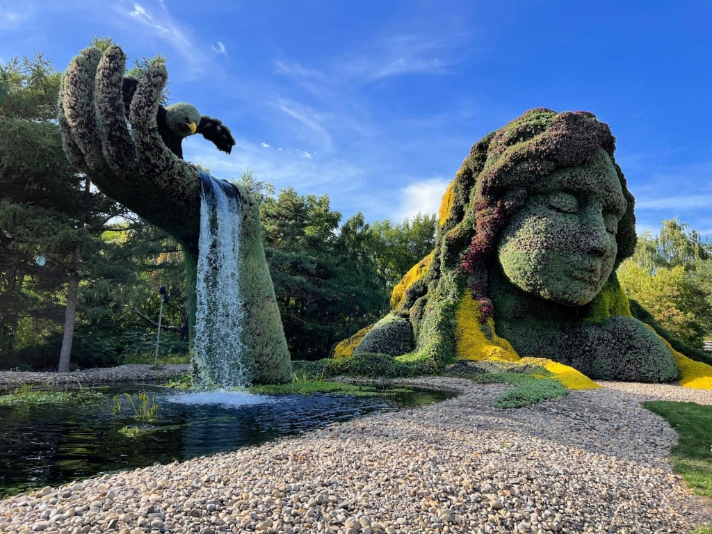 floral sculpture at parc jean-drapeau in montreal